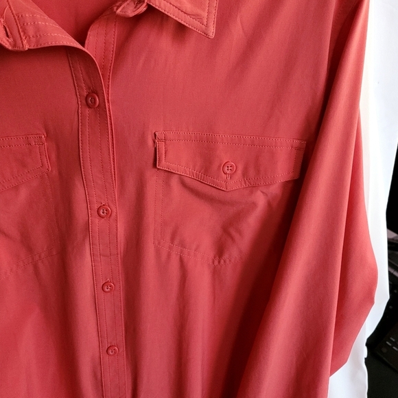 Eddie Bauer Women's Classic Fit Shirt Size Large - Picture 4 of 7